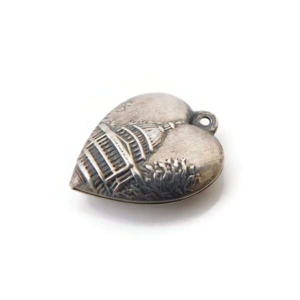 1940s heart charm
