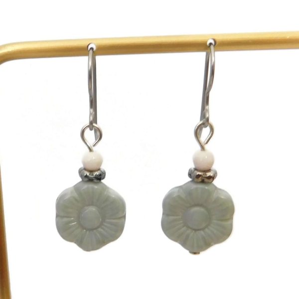 Gray Glass Flower Earrings