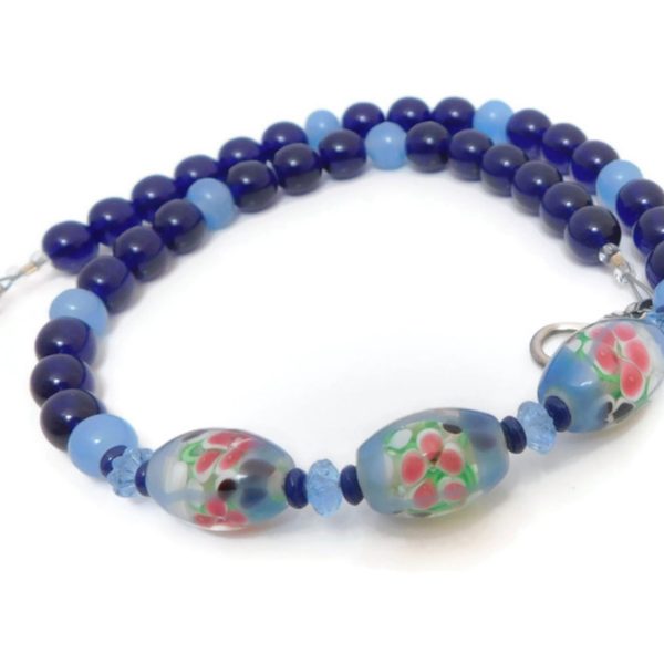 blue floral necklace