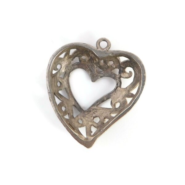 back of filigree heart pendant