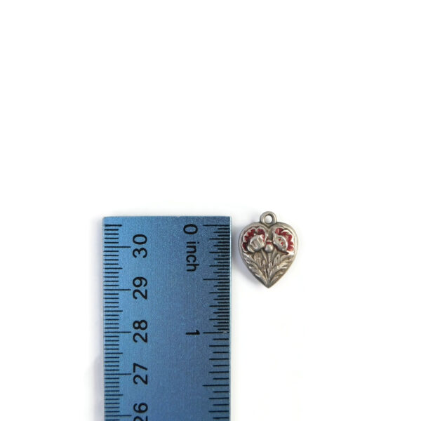 heart charm with poppies